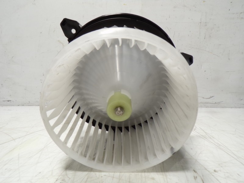 Recambio de motor calefaccion para lexus nx 300h 2wd referencia OEM IAM 8710378030 5263 