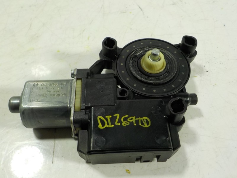 Recambio de motor elevalunas trasero derecho para volkswagen polo (6r1) 1.6 tdi referencia OEM IAM 6R0959812NZ04 6R0959812G 0130