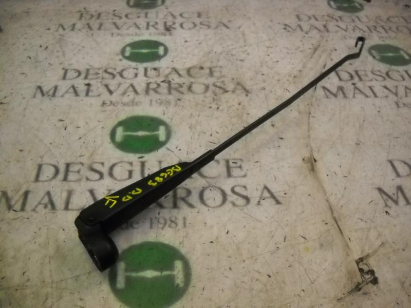 Recambio de brazo limpia delantero derecho para renault clio ii fase ii (b/cb0) campus referencia OEM IAM   