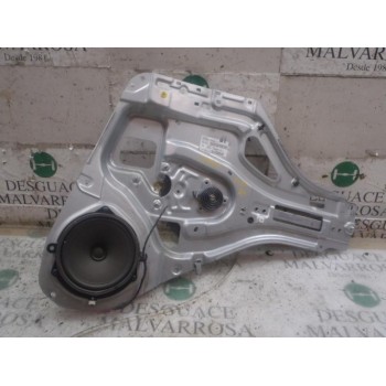 ELEVALUNAS DELANTERO DERECHO 824021F010 