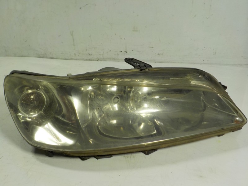 Recambio de faro derecho para peugeot 306 berlina 3/4/5 puertas (s2) 2.0 hdi cat referencia OEM IAM   