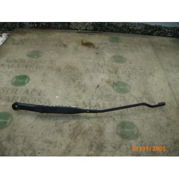 BRAZO LIMPIA DELANTERO IZQUIERDO 