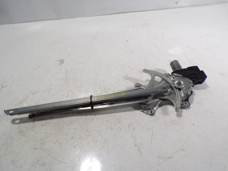 Recambio de elevalunas delantero derecho para toyota prius+ 1.8 16v (híbrido) referencia OEM IAM 6980121020 8571062010 