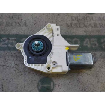 MOTOR ELEVALUNAS DELANTERO DERECHO 95862480200 8K0959802B 