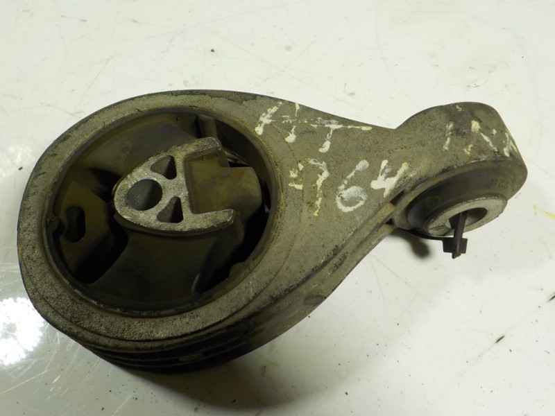 Recambio de soporte cambio para renault megane ii berlina 3p luxe privilege referencia OEM IAM   