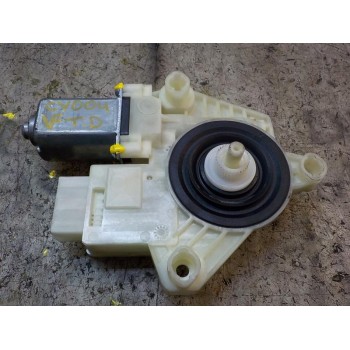 MOTOR ELEVALUNAS TRASERO DERECHO 5Q4959812F 