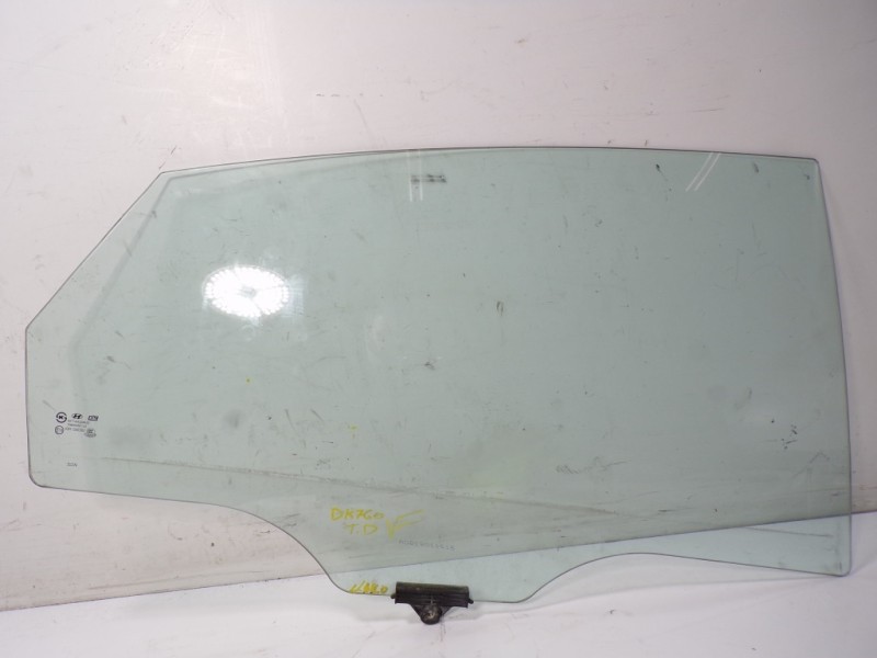 Recambio de cristal puerta trasero derecho para hyundai i40 1.7 crdi cat referencia OEM IAM 834213Z300  