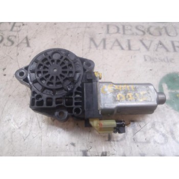 MOTOR ELEVALUNAS DELANTERO IZQUIERDO 813111F010 