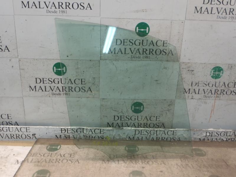 Recambio de cristal puerta delantero derecho para renault scenic ii dynamique referencia OEM IAM   