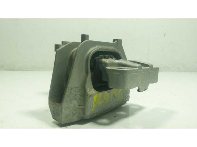 Recambio de soporte motor derecho para seat leon sportstourer (kl8) xcellence referencia OEM IAM 5WA199262AA 5WA199262AA 