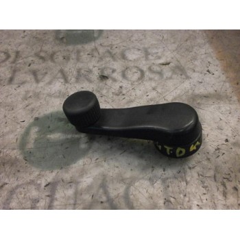 MANETA ELEVALUNAS TRASERA DERECHA 1M08375819B9 