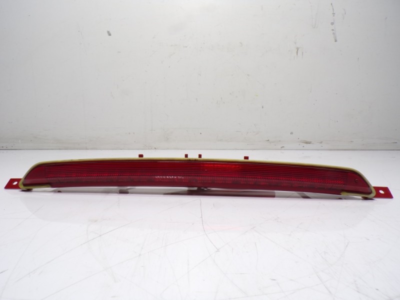 Recambio de piloto trasero central para volkswagen t-roc 1.5 16v tsi act referencia OEM IAM 5G6945087A 5G6945087A 