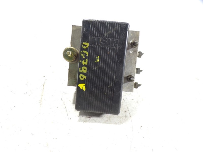 Recambio de abs para toyota land cruiser (j9) 3.0 turbodiesel referencia OEM IAM  4451060020 