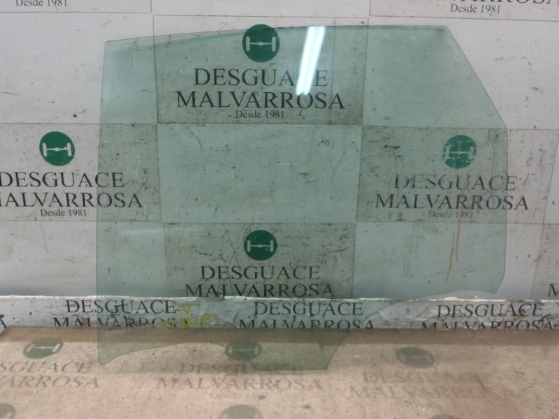 Recambio de cristal puerta trasero izquierdo para renault scenic ii dynamique referencia OEM IAM   