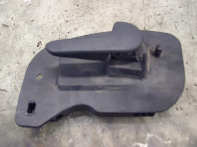 Recambio de maneta interior delantera derecha para opel corsa c comfort referencia OEM IAM   