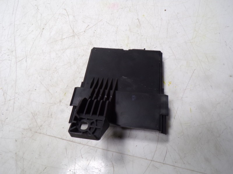 Recambio de modulo electronico para lexus nx 300h 2wd referencia OEM IAM  886507823B 