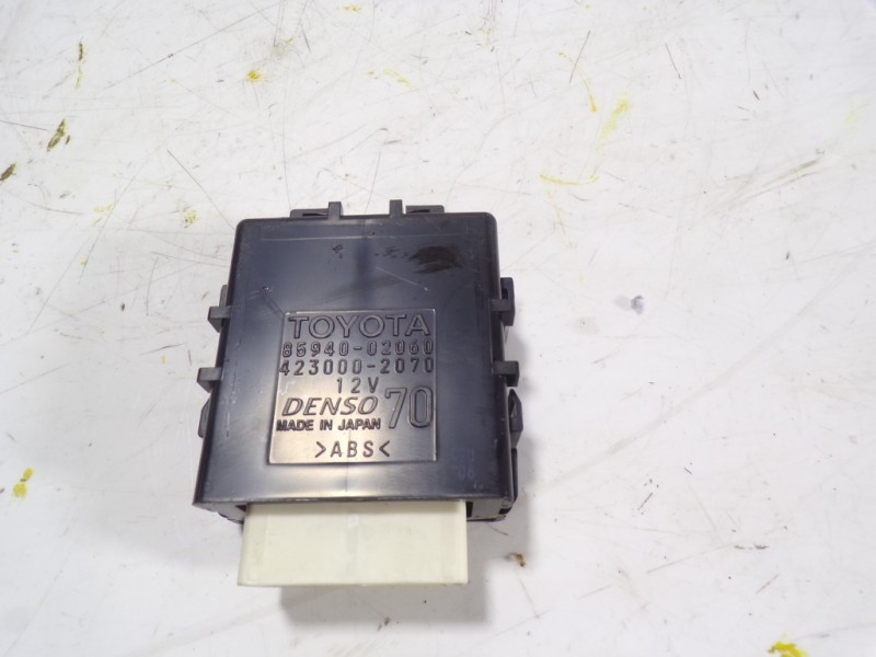 Recambio de modulo electronico para toyota auris 1.8 16v cat (híbrido) referencia OEM IAM 8594002060 8594002060 4230002070