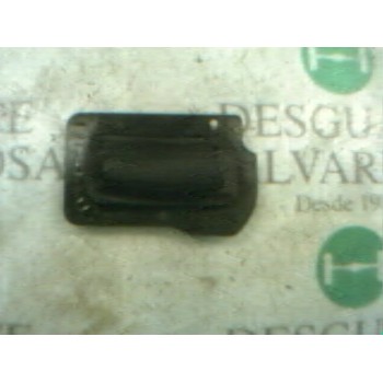 MANETA INTERIOR DELANTERA DERECHA 