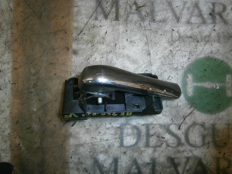 Recambio de maneta interior delantera izquierda para alfa romeo 147 (190) 1.9 jtd cat referencia OEM IAM   