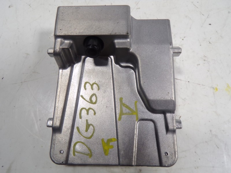 Recambio de modulo electronico para toyota corolla (e21) referencia OEM IAM 8646C12010 8646C12010 0365007975