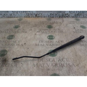 BRAZO LIMPIA DELANTERO DERECHO 
