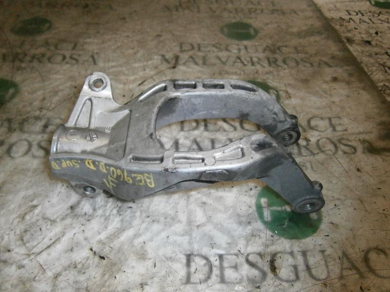 Recambio de brazo suspension superior delantero derecho para alfa romeo 147 (190) 1.9 jtd cat referencia OEM IAM   