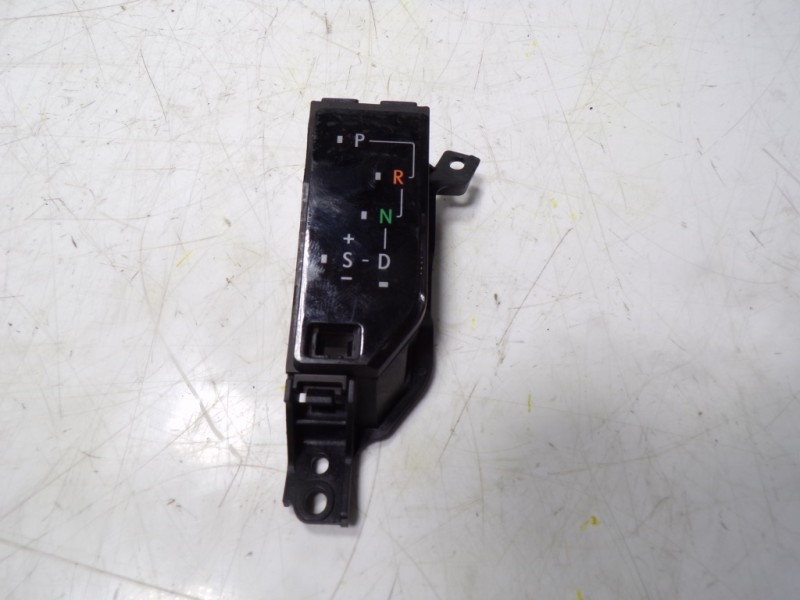 Recambio de modulo electronico para lexus nx 300h 2wd referencia OEM IAM 3597878040 76J742LHD 