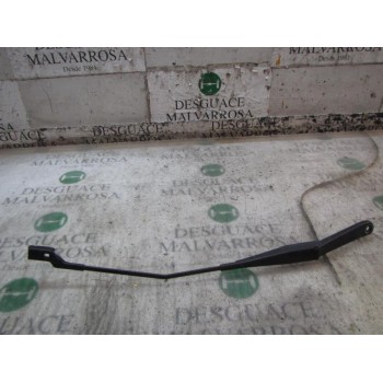 BRAZO LIMPIA DELANTERO DERECHO 
