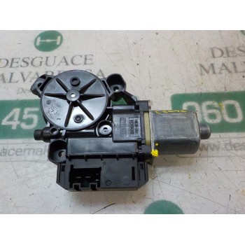 MOTOR ELEVALUNAS TRASERO DERECHO 6R0959812NZ04 6R0959812G 0130822533