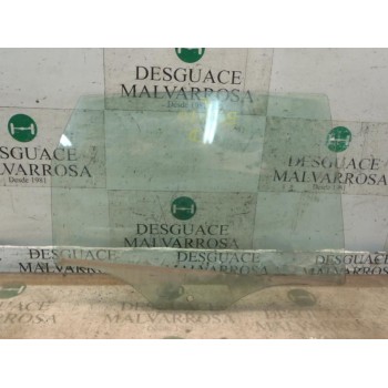 CRISTAL PUERTA TRASERO DERECHO 