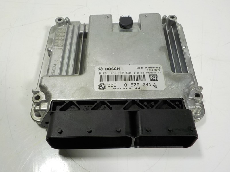 Recambio de centralita motor uce para bmw serie 1 lim. (f20) 2.0 turbodiesel referencia OEM IAM 13618576341 857634101 