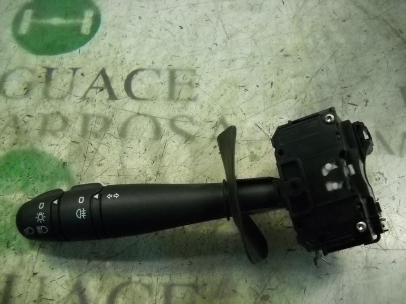 Recambio de mando luces para renault clio ii fase ii (b/cb0) campus referencia OEM IAM   