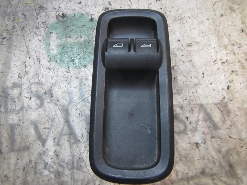 Recambio de mando elevalunas delantero izquierdo para ford fiesta (cb1) 1.4 tdci cat referencia OEM IAM   