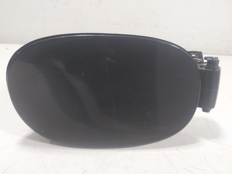 Recambio de tapa combustible para land rover range rover evoque referencia OEM IAM LR114156 K8D227936 LR114154