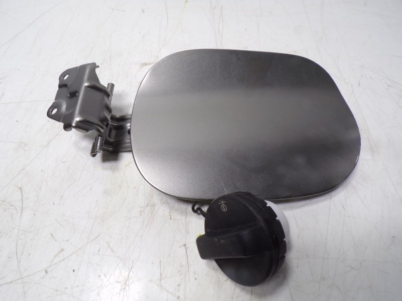 Recambio de tapa combustible para lexus nx 300h 2wd referencia OEM IAM 7735078010  