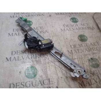 ELEVALUNAS DELANTERO DERECHO 