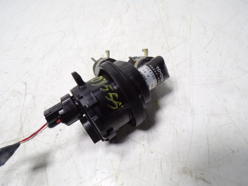 Recambio de motor electrico de agua para lexus nx 300h 2wd referencia OEM IAM 8720048110 0641001301 