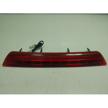 PILOTO TRASERO CENTRAL 92700J9000 