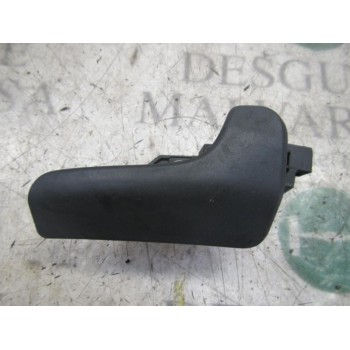 MANETA INTERIOR DELANTERA DERECHA 