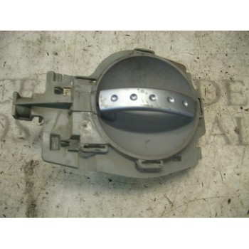 MANETA INTERIOR DELANTERA DERECHA 