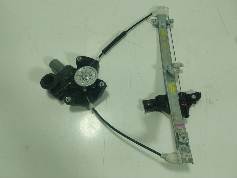 Recambio de elevalunas trasero derecho para toyota yaris (_p21_, _pa1_, _ph1_) 1.5 (mxpa11) referencia OEM IAM 69830K0010 85710K