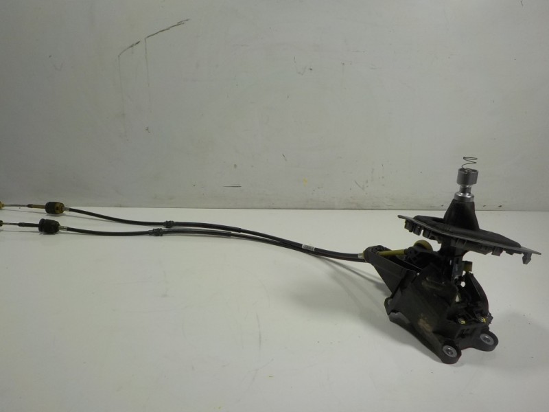 Recambio de palanca cambio para ford focus lim. (cb8) 1.0 ecoboost cat referencia OEM IAM 1859049 BV6R7E395GD 