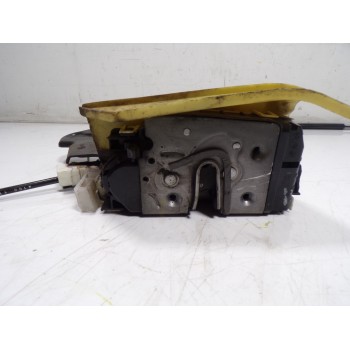 CERRADURA PUERTA TRASERA IZQUIERDA A2047303935 A2047301335 