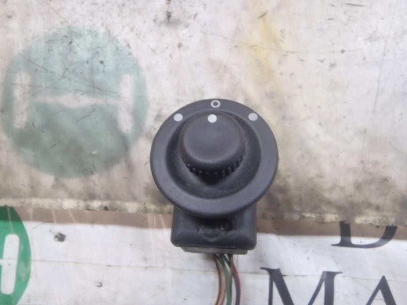Recambio de mando retrovisor para renault modus confort dynamique referencia OEM IAM   