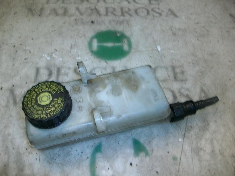 Recambio de deposito servo para peugeot 307 break / sw (s1) break xr referencia OEM IAM   