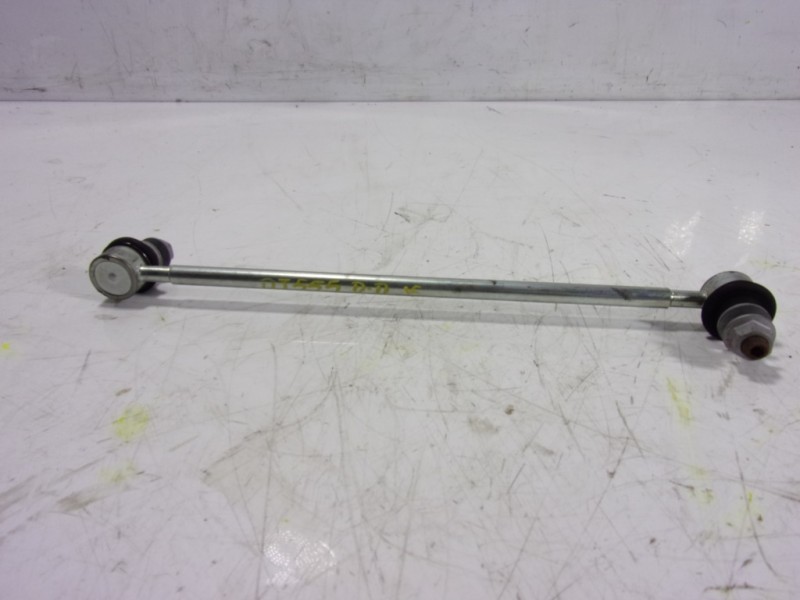 Recambio de tirante delantero derecho para lexus nx 300h 2wd referencia OEM IAM 4882042030  