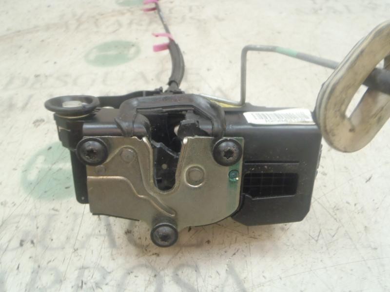 Recambio de cerradura puerta trasera derecha para cadillac srx 3.6 v6 cat referencia OEM IAM   