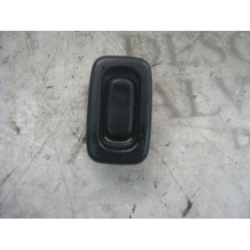 MANDO ELEVALUNAS TRASERO IZQUIERDO B01A66380 