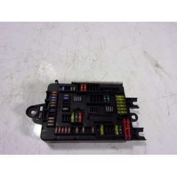 CAJA RELES / FUSIBLES 61149259466 926111102 