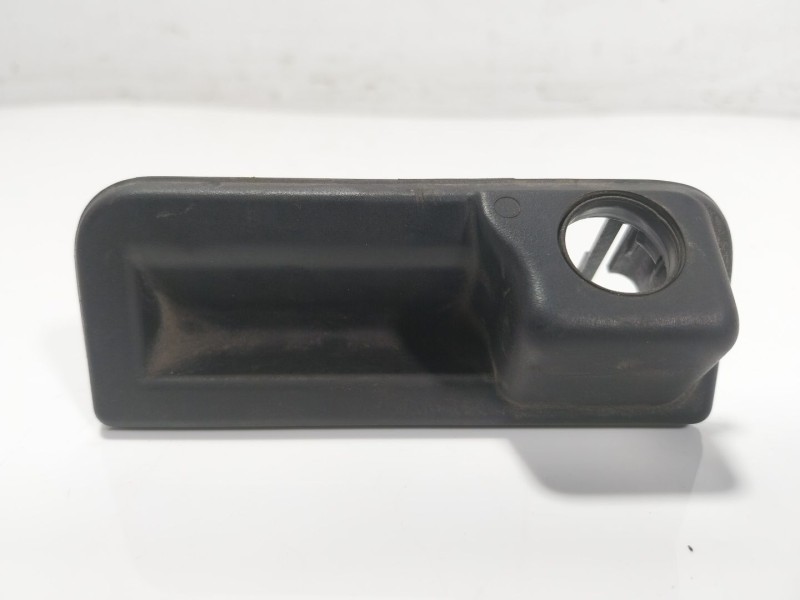 Recambio de maneta porton para audi a3 sportback (8ya) 2.0 16v tdi referencia OEM IAM 5E3827566  